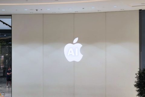 לוגו אפל עם AI